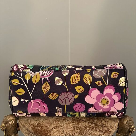 Vera Bradley Floral Nightingala Shoulder Bag. - Picture 7 of 8